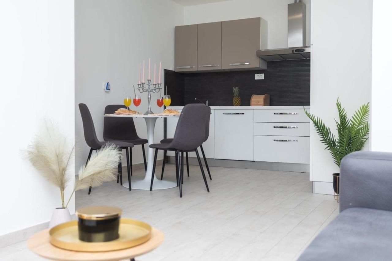 Bloom Apartment سبليت المظهر الخارجي الصورة