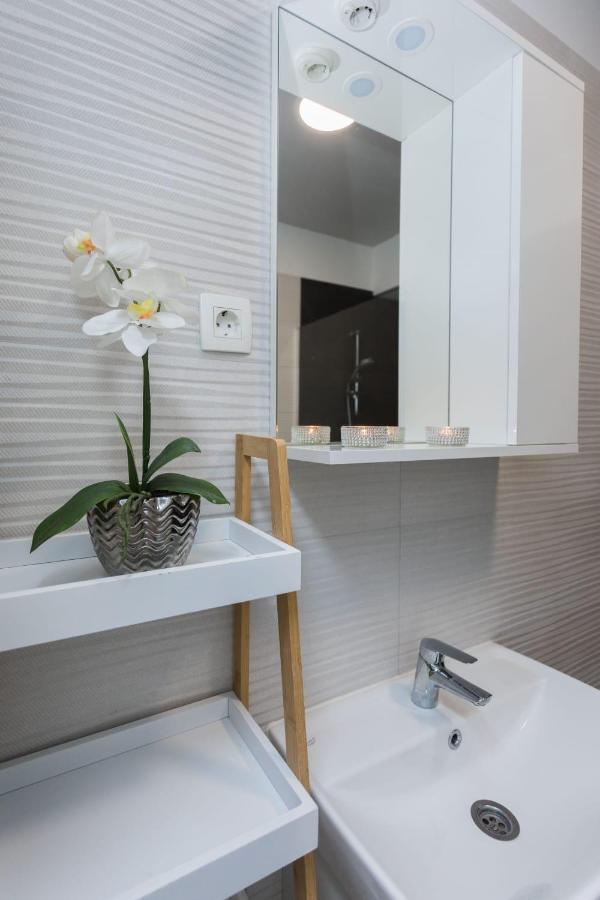 Bloom Apartment سبليت المظهر الخارجي الصورة