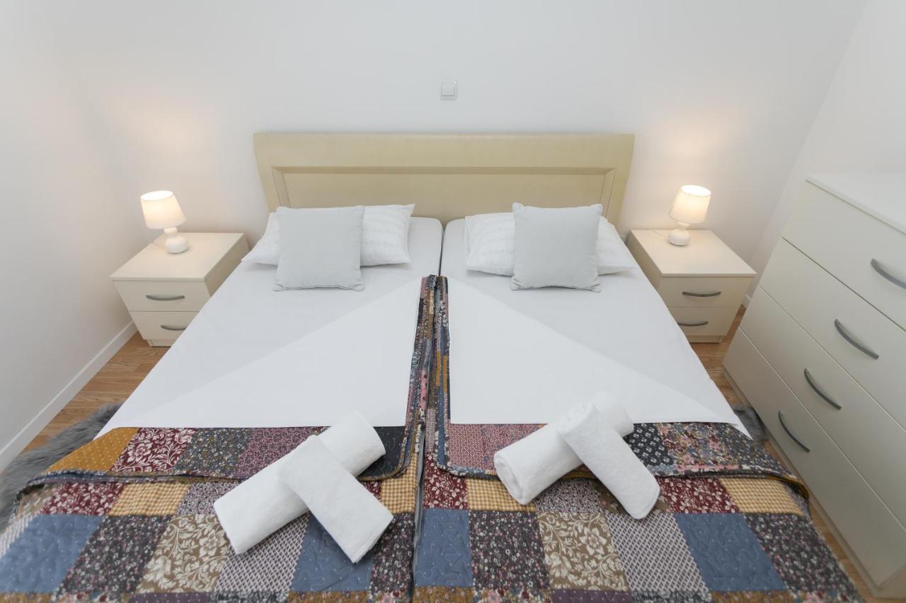 Bloom Apartment سبليت المظهر الخارجي الصورة