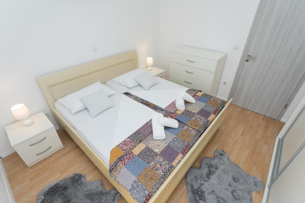 Bloom Apartment سبليت المظهر الخارجي الصورة
